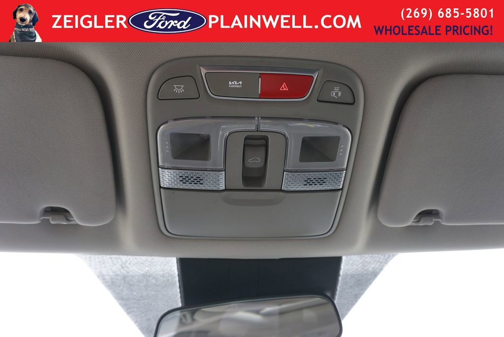 Used 2025 Kia Telluride S image 35