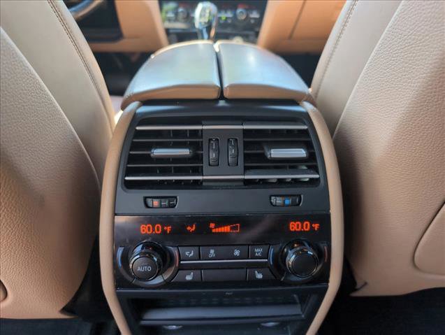 Used 2015 BMW 750Li xDrive image 19