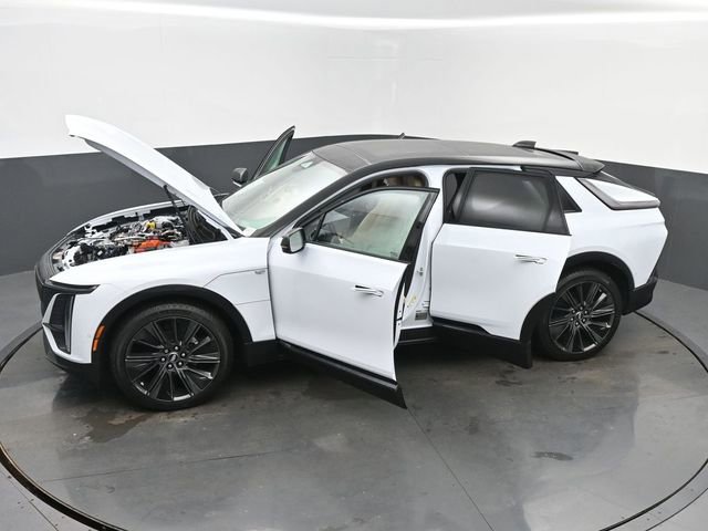 New 2026 Cadillac Lyriq Signature Sport image 63