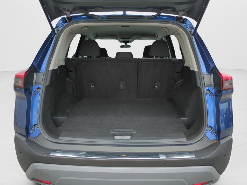 Certified 2023 Nissan Rogue SV image 12