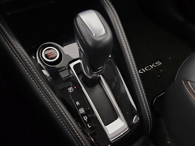 Used 2020 Nissan Kicks SR w/ SR Premium Package FWD image 15
