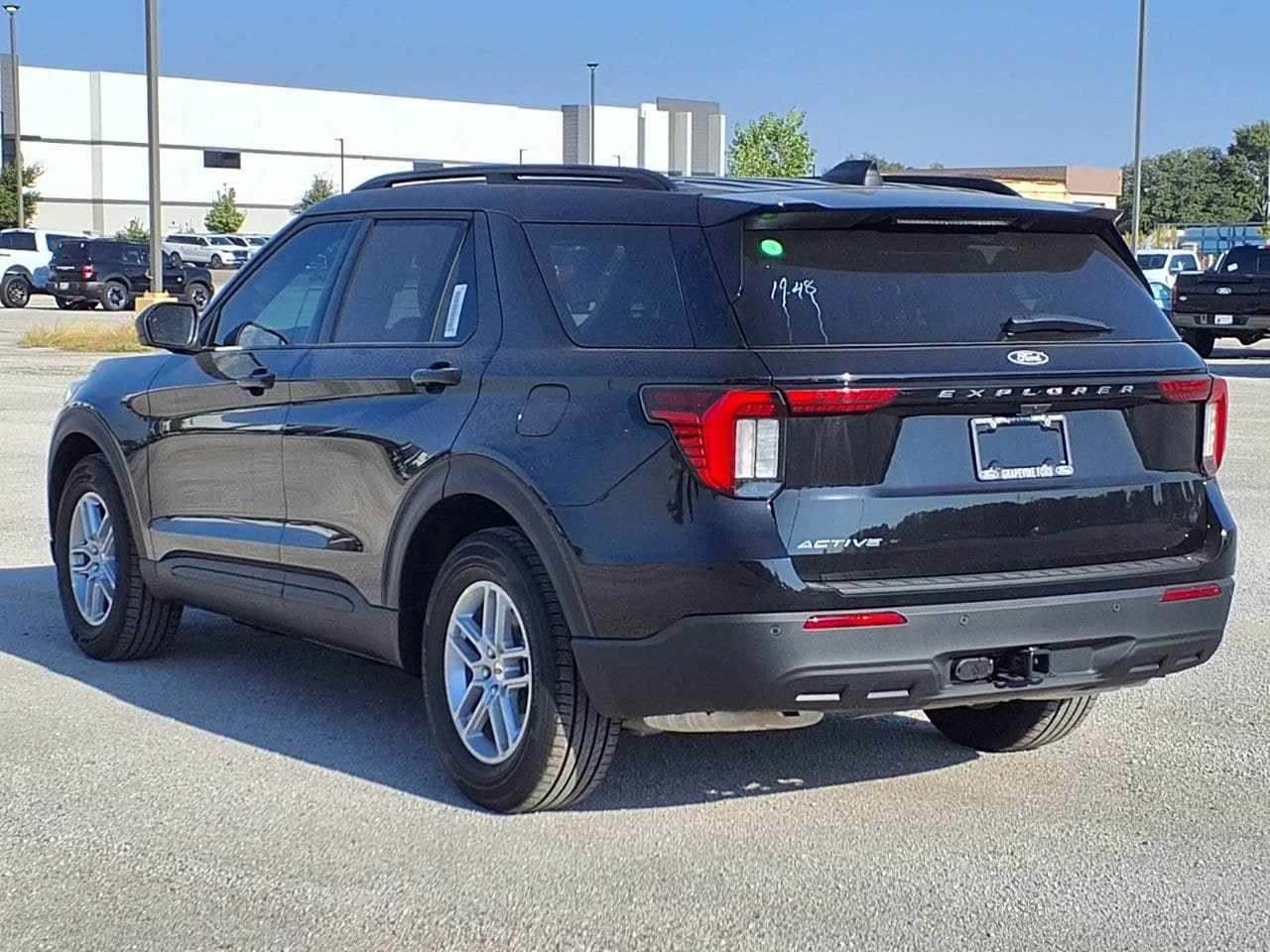 New 2027 Ford Explorer Active RWD image 6