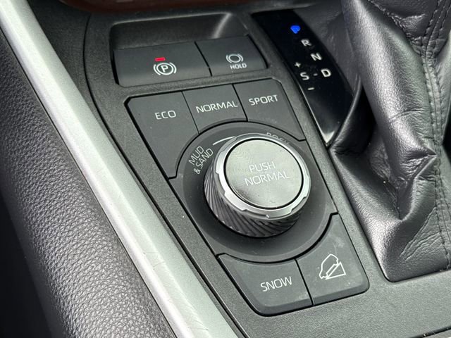 Used 2020 Toyota RAV4 Limited w/ Limited Grade Weather Package image 29
