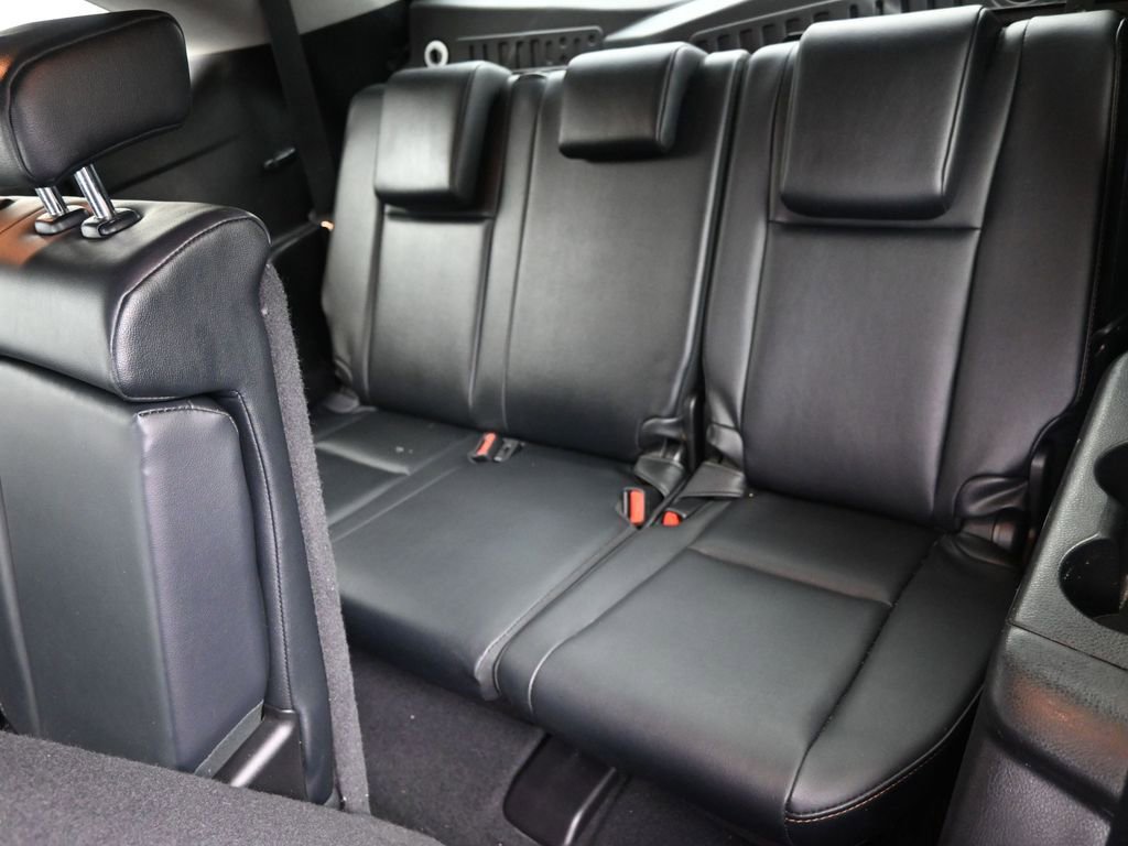 Used 2019 Toyota Highlander XLE image 14