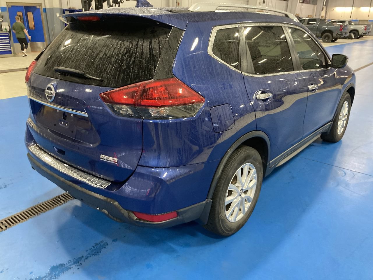 Used 2019 Nissan Rogue S w/ Special Edition Package FWD image 7