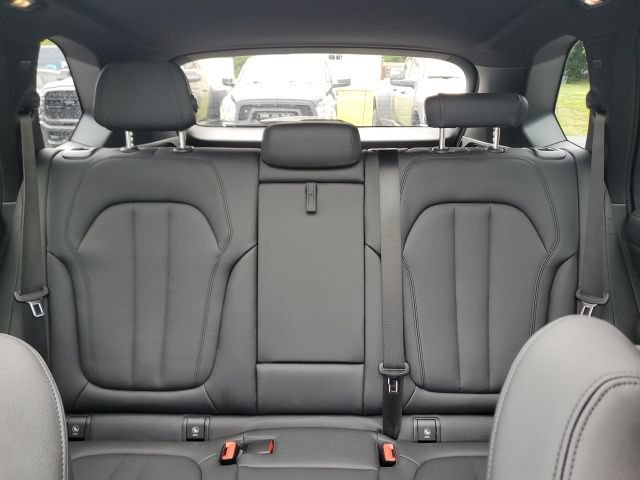 Used 2022 BMW X5 xDrive40i w/ Premium Package AWD/4WD image 13