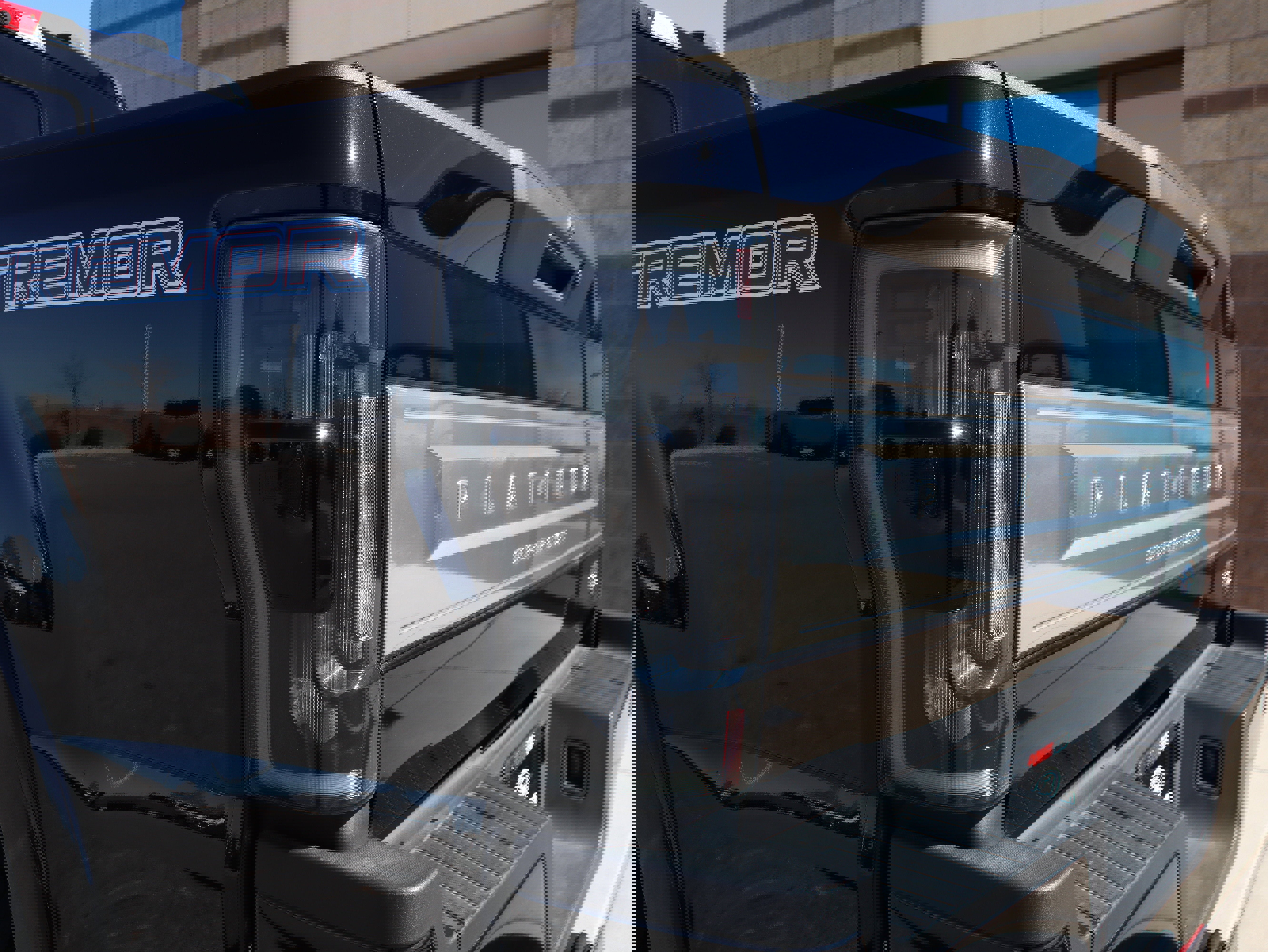 Used 2022 Ford F350 Platinum w/ Tremor Off-Road Package image 18