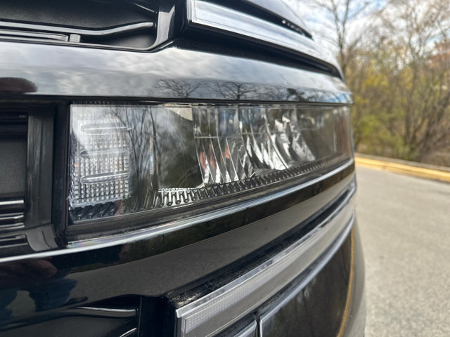 Used 2022 Ford Expedition Max Limited image 10