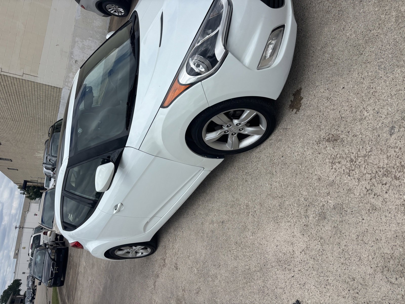 Used 2014 Hyundai Veloster w/ Style Package 02