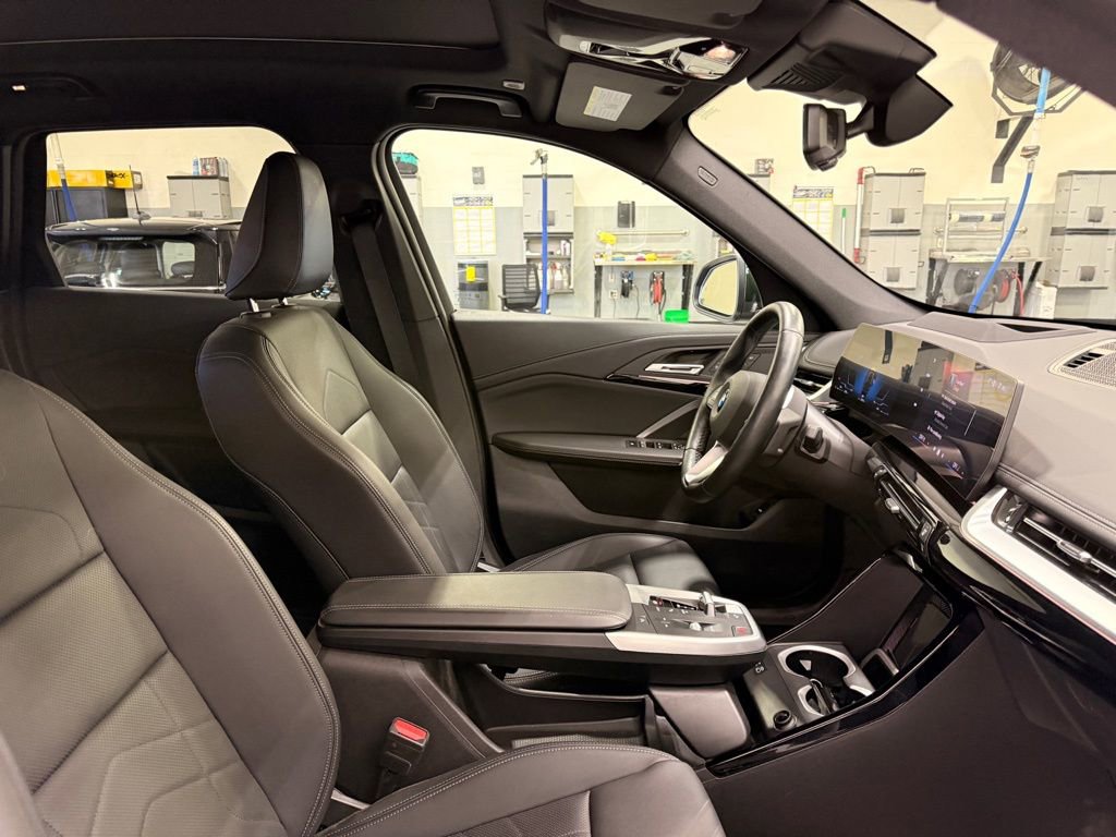Used 2025 BMW X1 xDrive28i image 29
