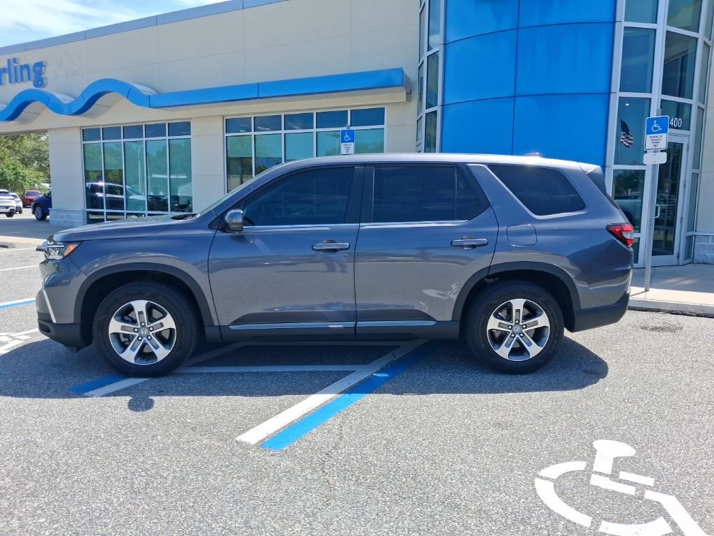 Certified 2025 Honda Pilot EX-L image 8