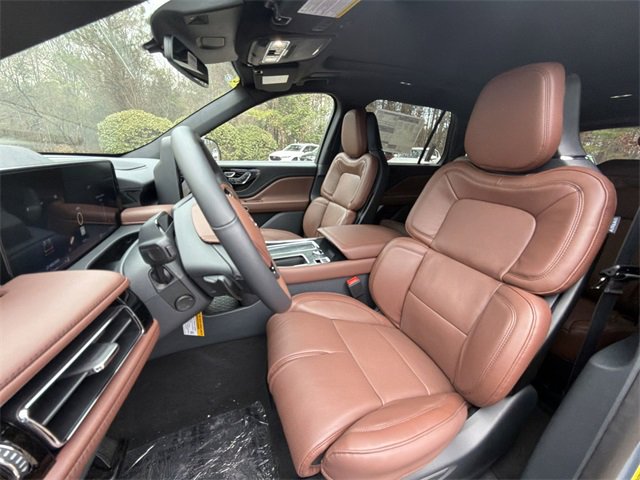 New 2026 Lincoln Aviator Reserve image 11