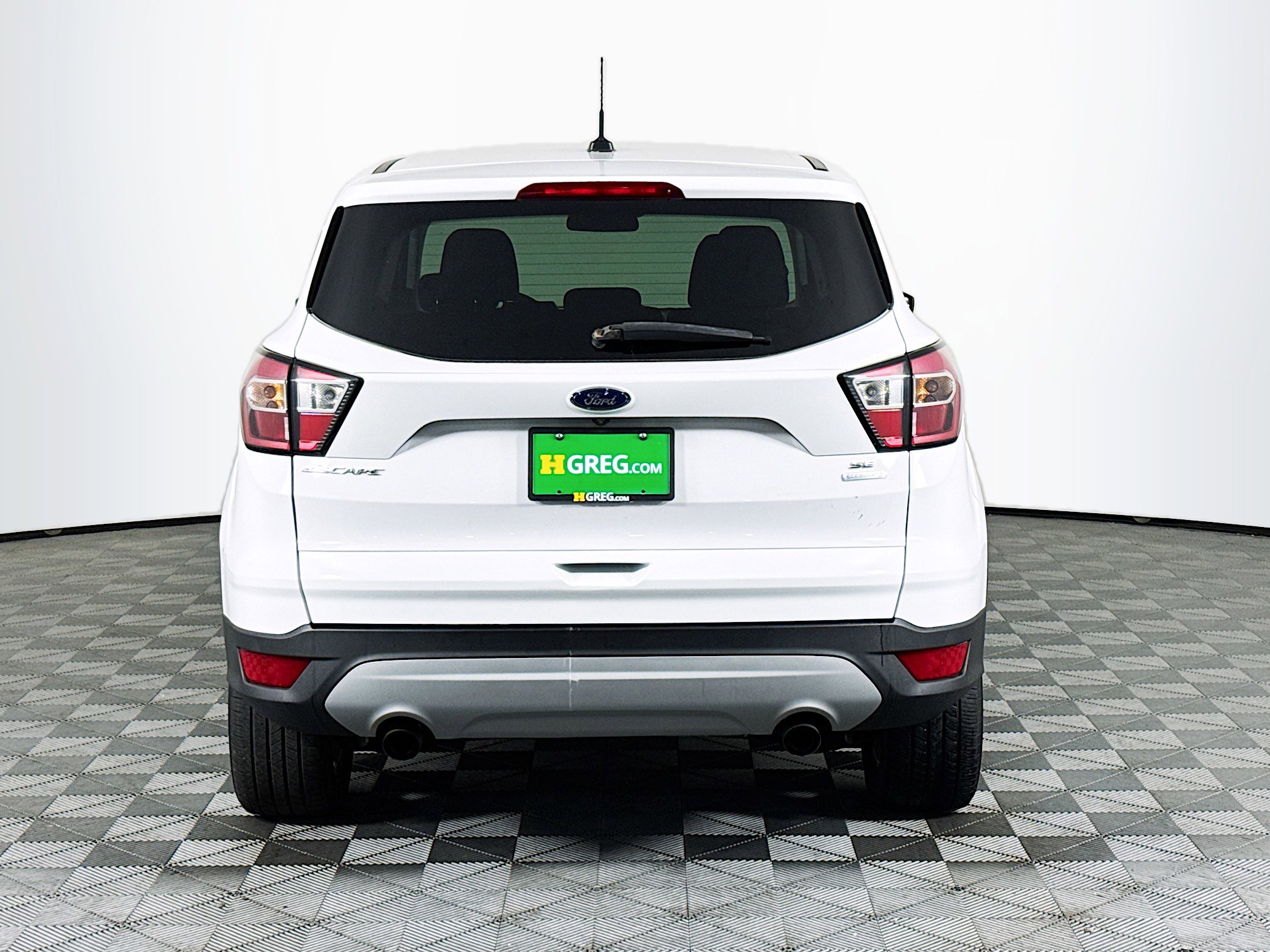 Used 2017 Ford Escape SE FWD image 8