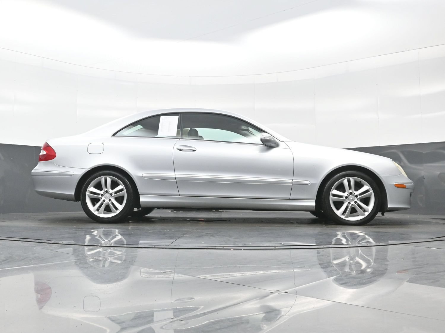 Used 2006 Mercedes-Benz CLK 350 Coupe image 31