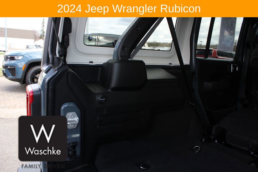 Used 2024 Jeep Wrangler Unlimited Rubicon w/ Convenience Group AWD/4WD image 20