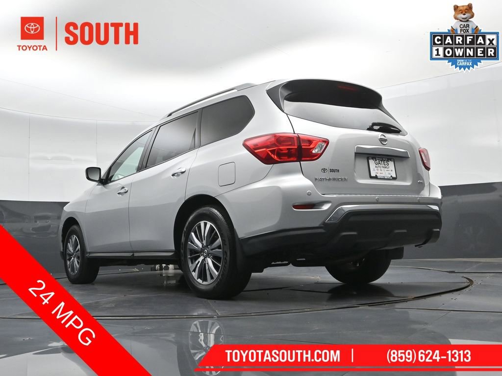 Used 2020 Nissan Pathfinder S AWD/4WD image 40