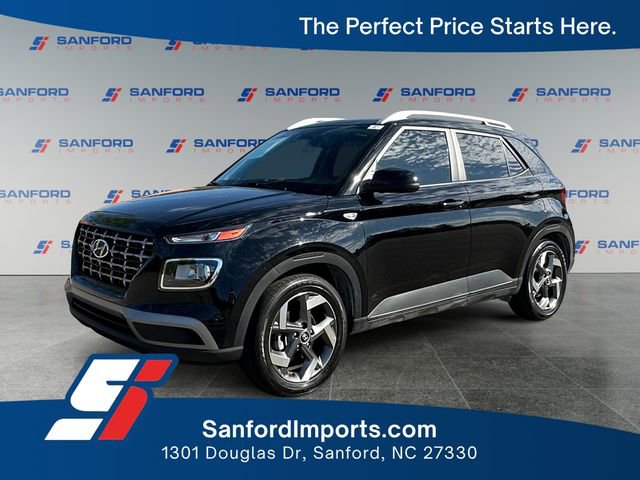 Used 2022 Hyundai Venue SEL w/ Cargo Package FWD image 1