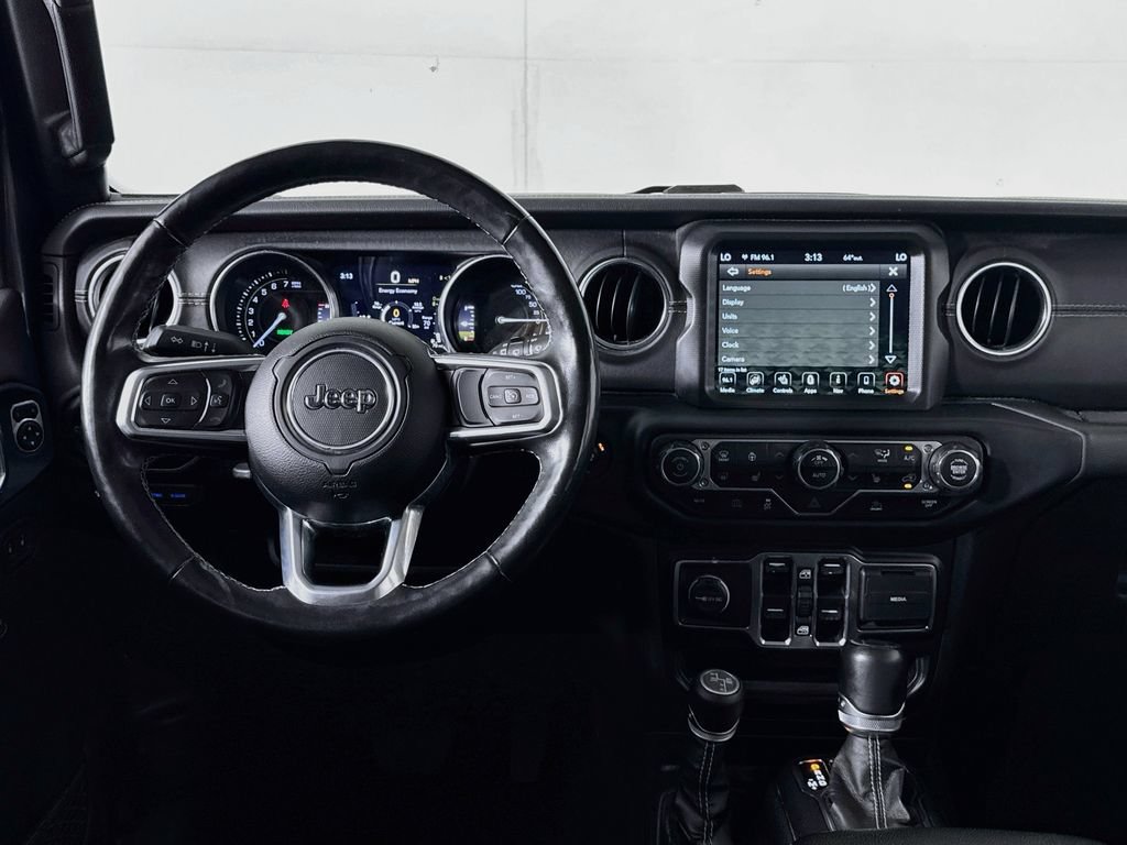 Used 2021 Jeep Wrangler Unlimited Sahara w/ Cold Weather Group AWD/4WD image 12