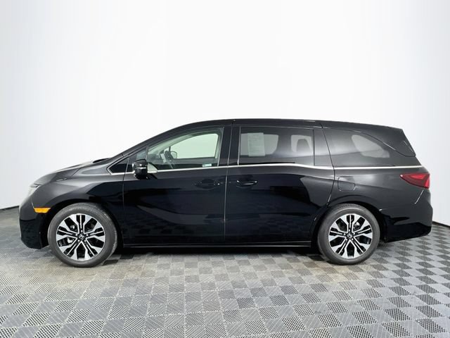 Certified 2026 Honda Odyssey Elite image 3