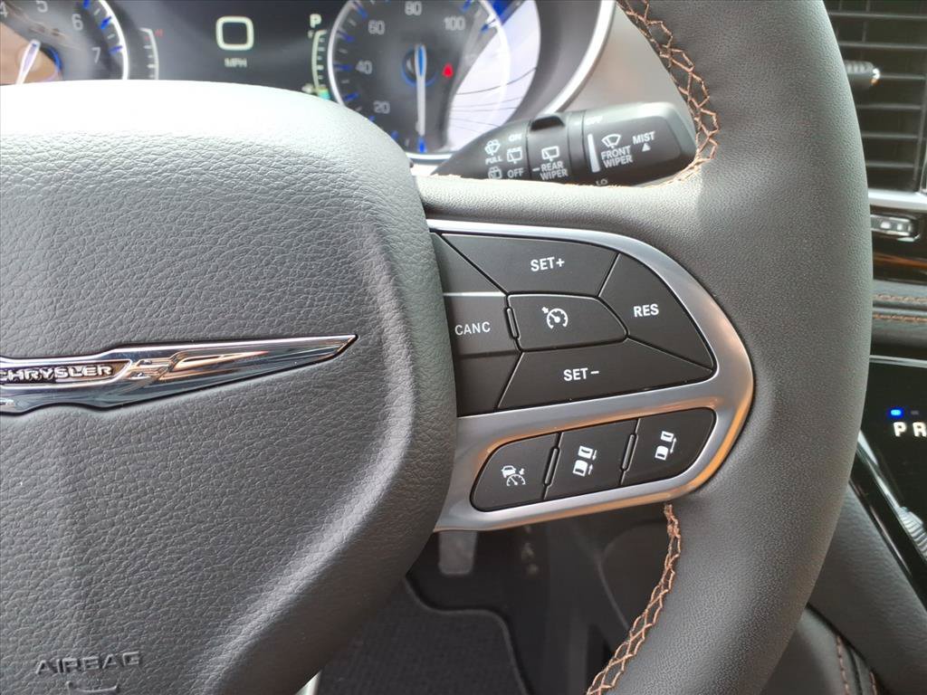 New 2026 Chrysler Pacifica Pinnacle AWD/4WD image 20