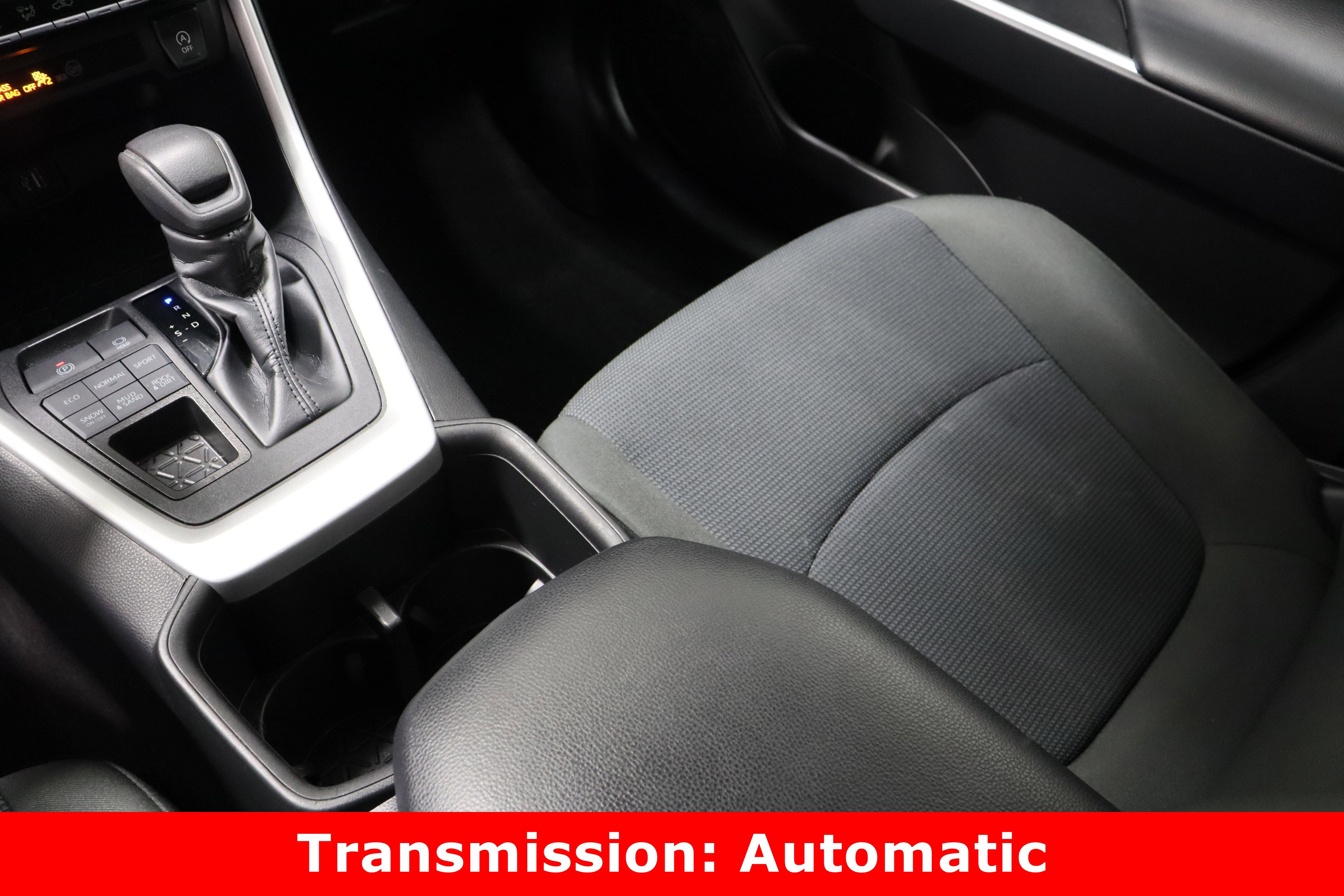 Used 2024 Toyota RAV4 LE image 16