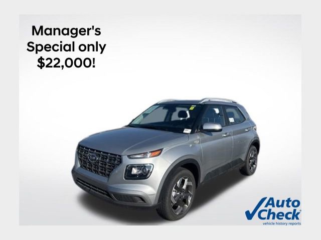 Used 2026 Hyundai Venue SEL FWD image 1
