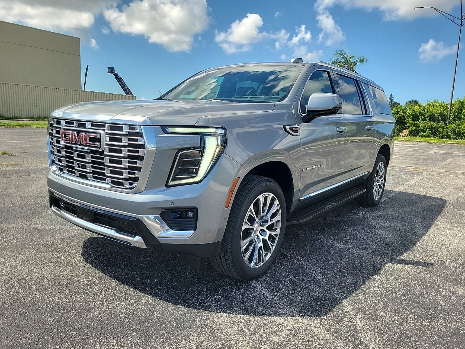 New 2026 GMC Yukon XL Denali RWD image 2