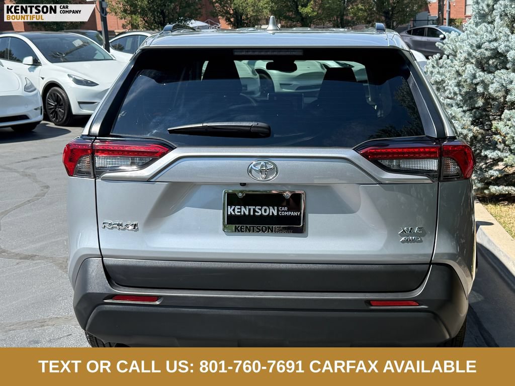 Used 2025 Toyota RAV4 XLE AWD/4WD image 7