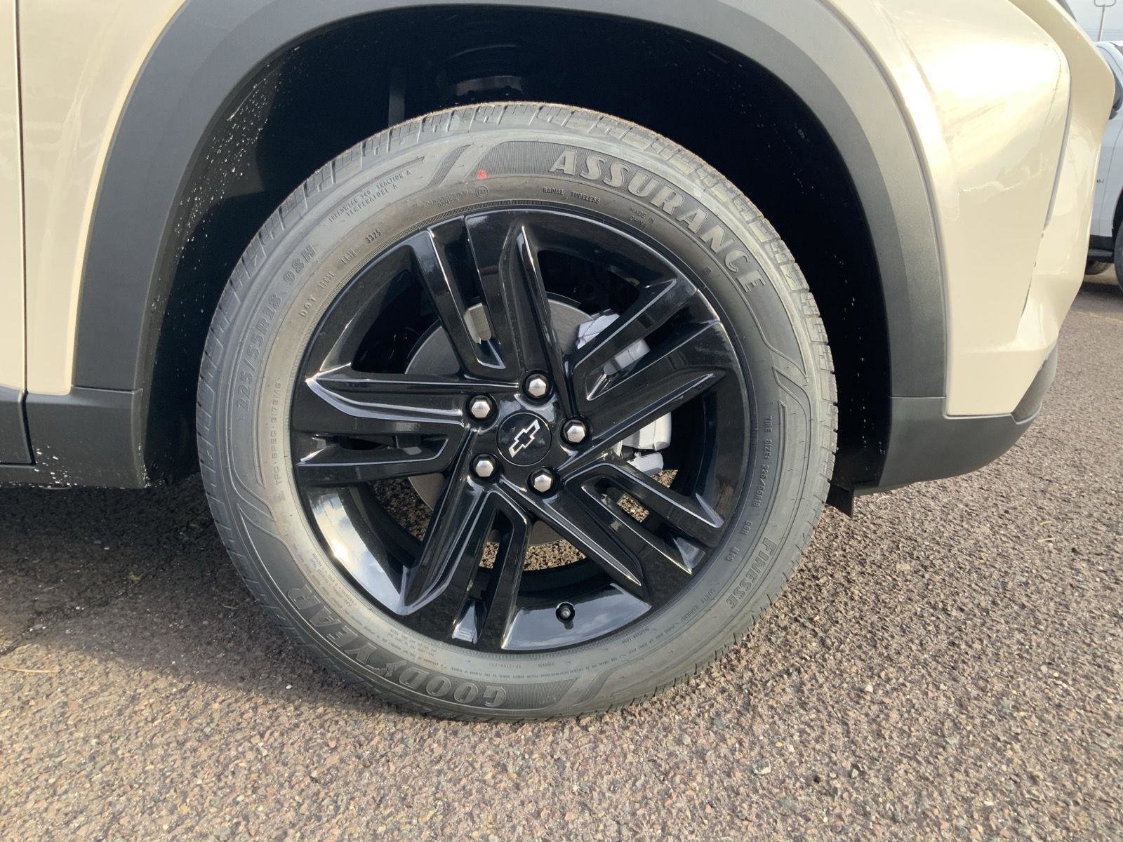 New 2026 Chevrolet Trax ACTIV w/ Driver Confidence Package image 9