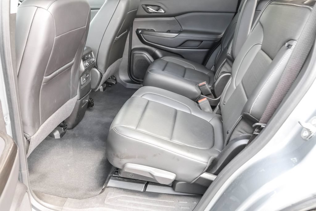 Used 2023 GMC Acadia SLT w/ Elevation Edition AWD/4WD image 30