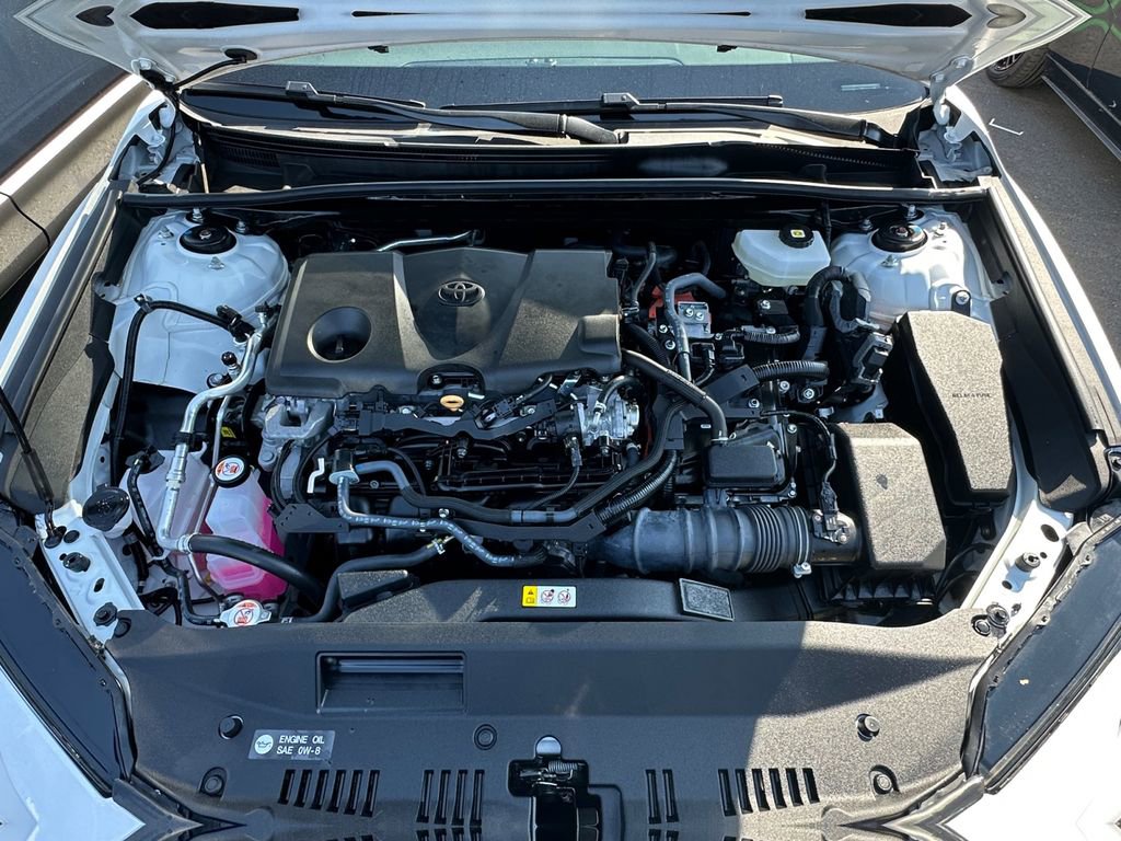 Used 2025 Toyota Camry SE w/ Convenience Package image 30