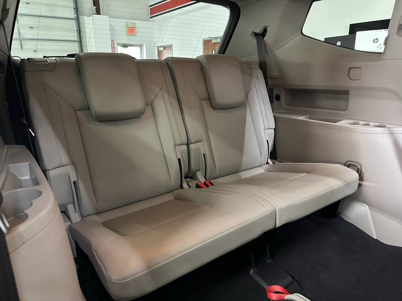 Used 2019 Volkswagen Atlas SEL R-Line image 15