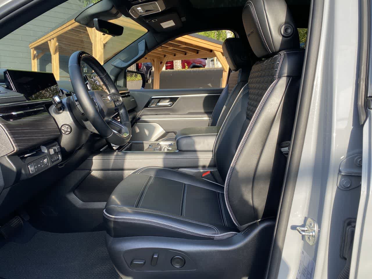 Used 2024 GMC Sierra EV Denali AWD/4WD image 13