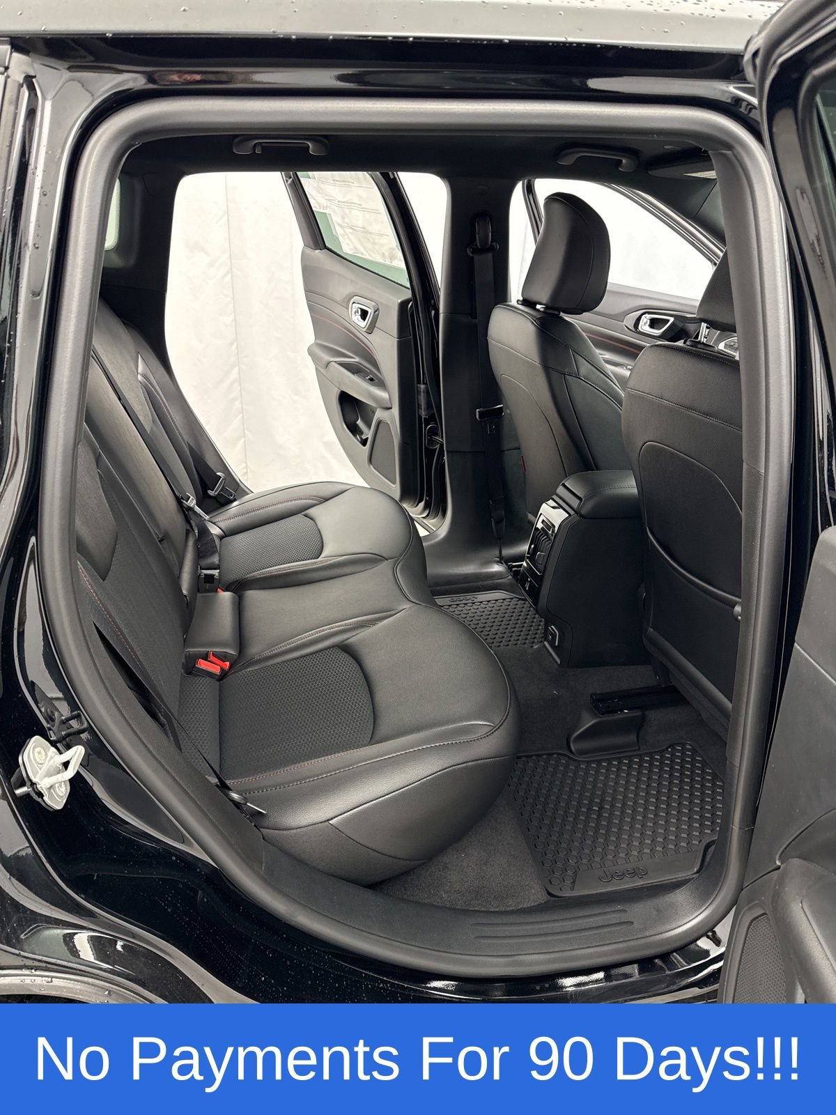 New 2026 Jeep Compass Trailhawk image 29