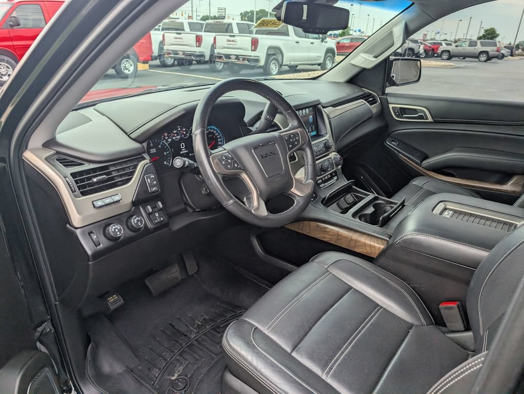 Used 2018 GMC Yukon XL Denali w/ Open Road Package AWD/4WD image 16