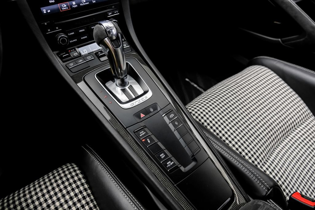 Used 2018 Porsche 911 GT2 RS RWD image 24