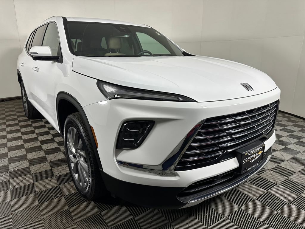 Used 2025 Buick Enclave Preferred w/ Power Package image 7