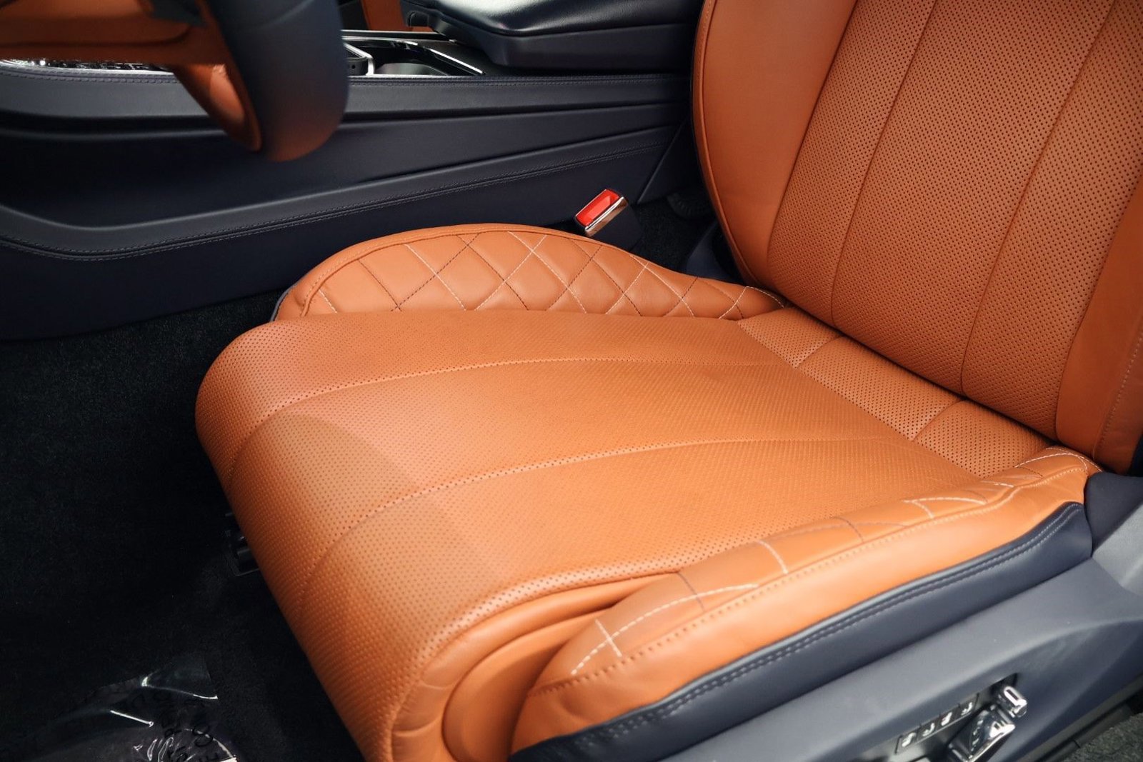 Certified 2024 Bentley Continental GT Mulliner image 9