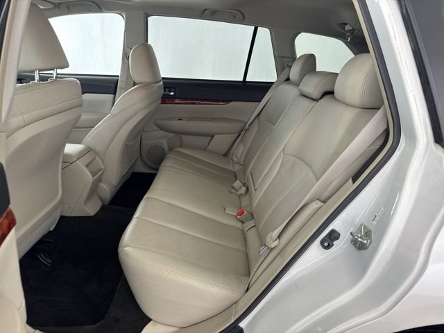 Used 2011 Subaru Outback 2.5i Limited image 27