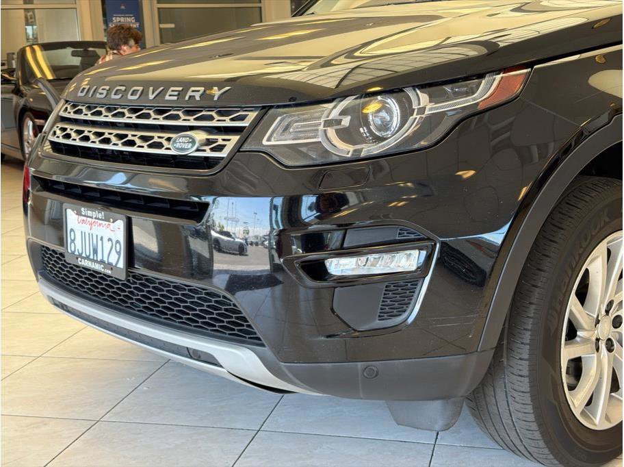 Used 2019 Land Rover Discovery Sport HSE AWD/4WD image 36