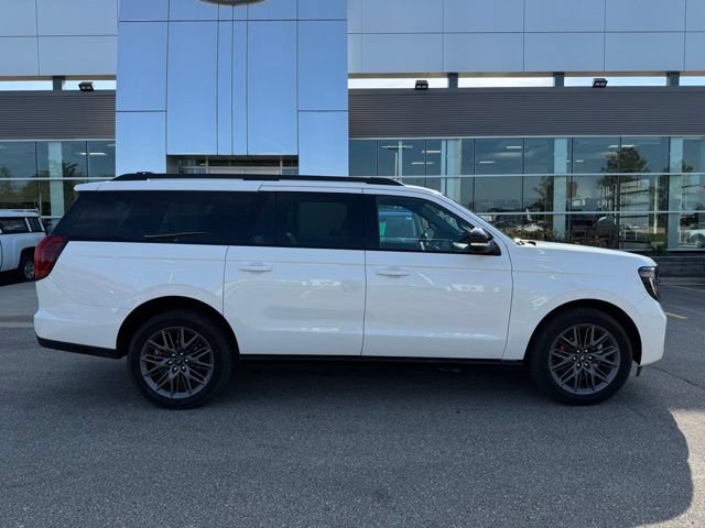 Certified 2025 Ford Expedition Max Platinum w/ Stealth Performance Package AWD/4WD image 46