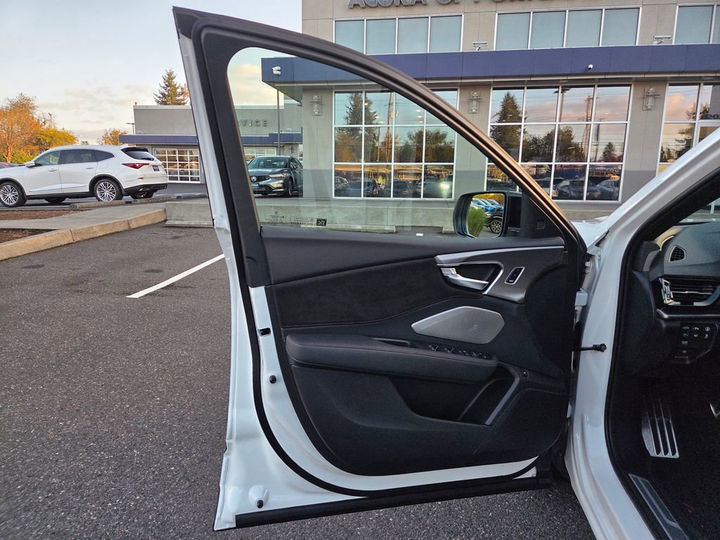 New 2025 Acura RDX A-Spec image 11