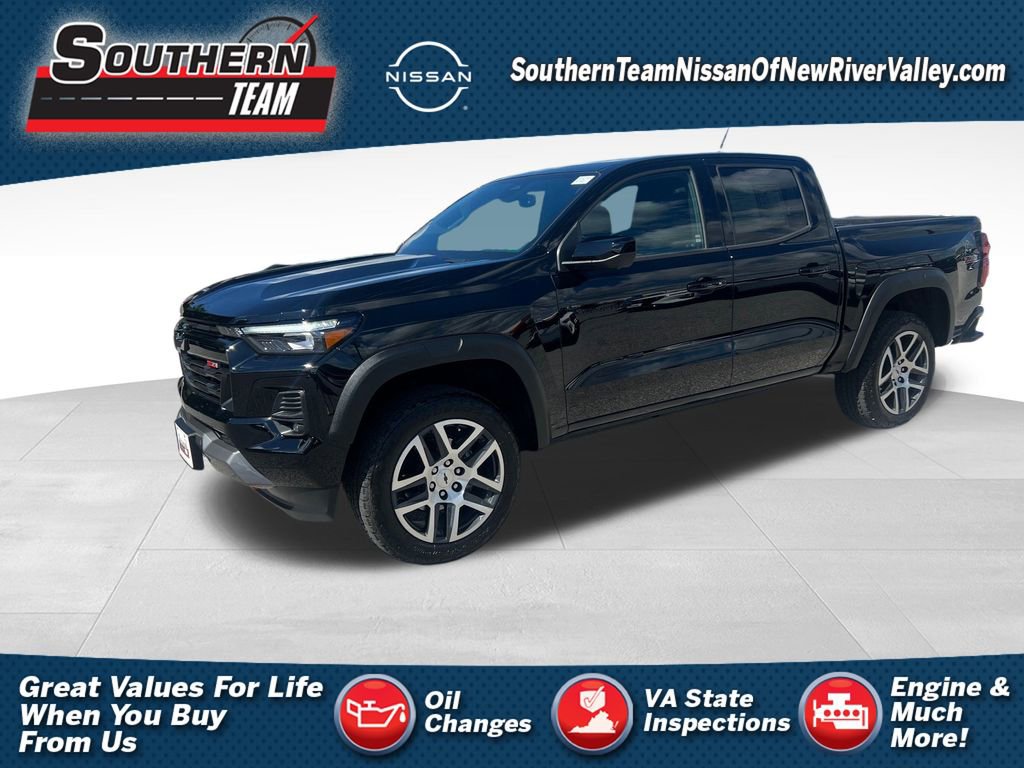 Used 2024 Chevrolet Colorado Z71 w/ Z71 Convenience Package 2 image 1