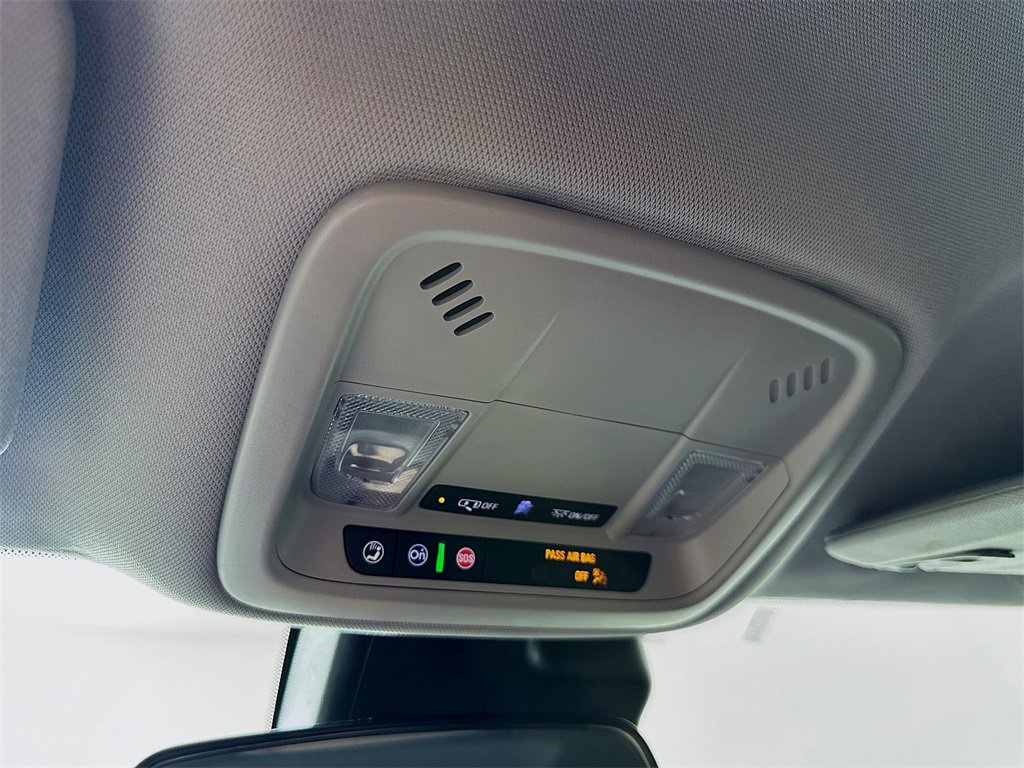 Used 2022 Chevrolet Malibu LT image 31