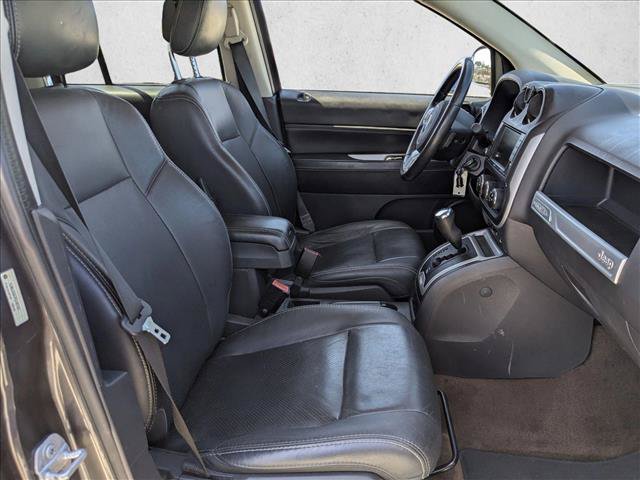 Used 2015 Jeep Compass High Altitude FWD image 17
