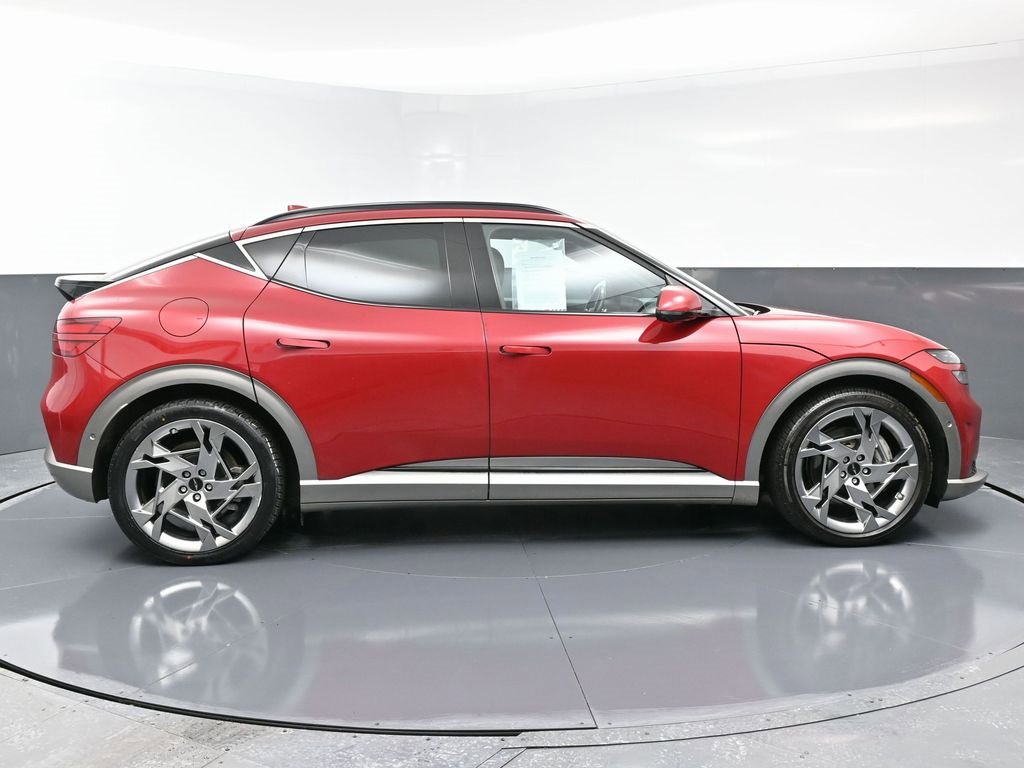 Used 2023 Genesis GV60 Performance image 8