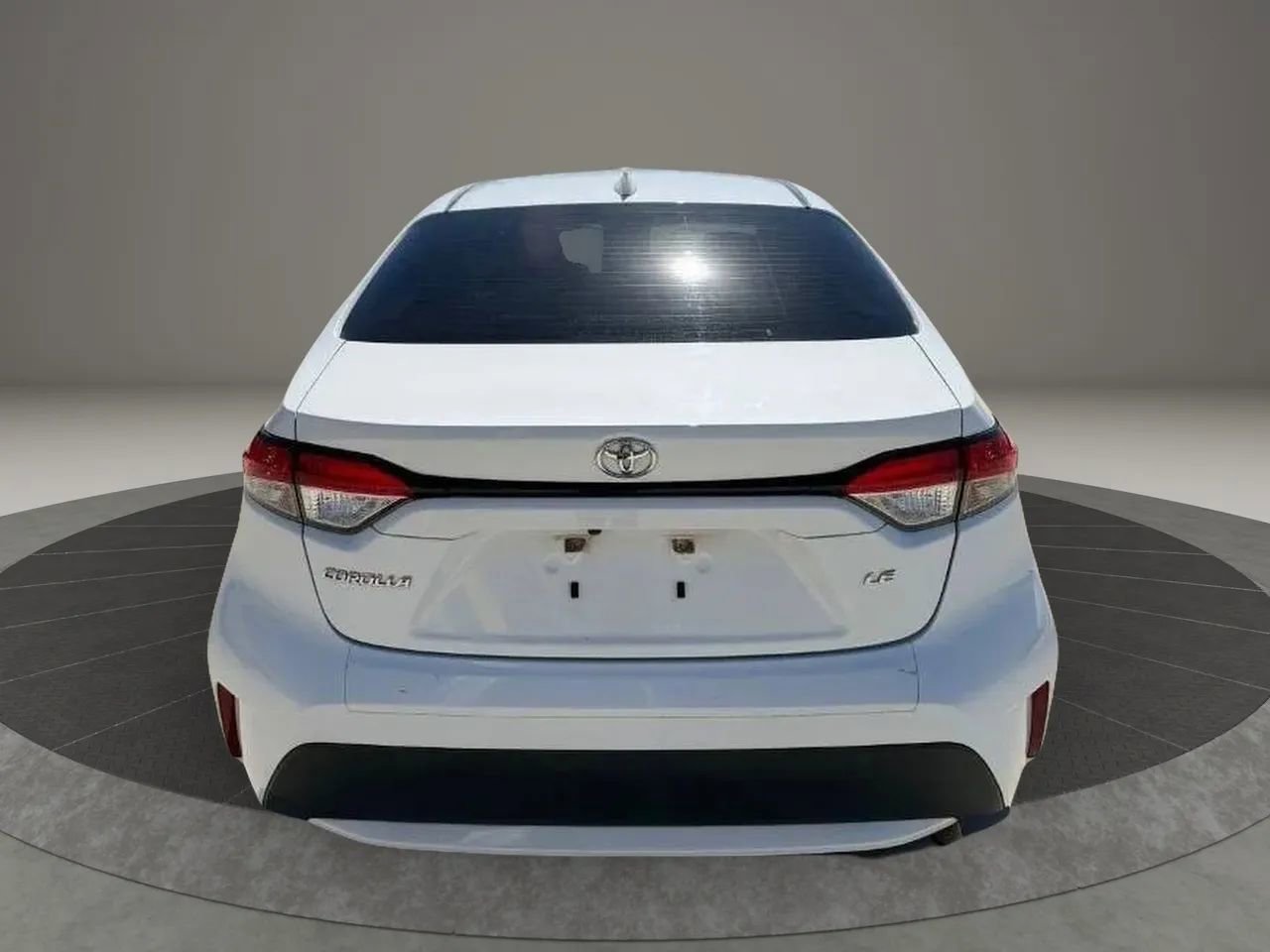 Used 2021 Toyota Corolla LE FWD image 5