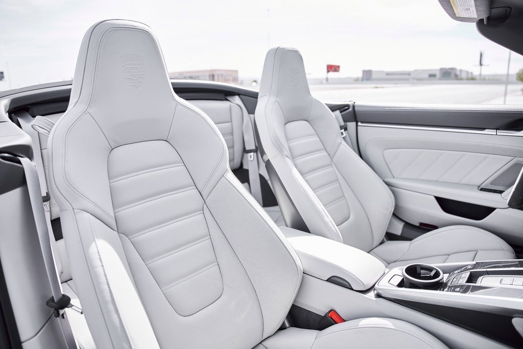 Used 2025 Porsche 911 Turbo S image 41