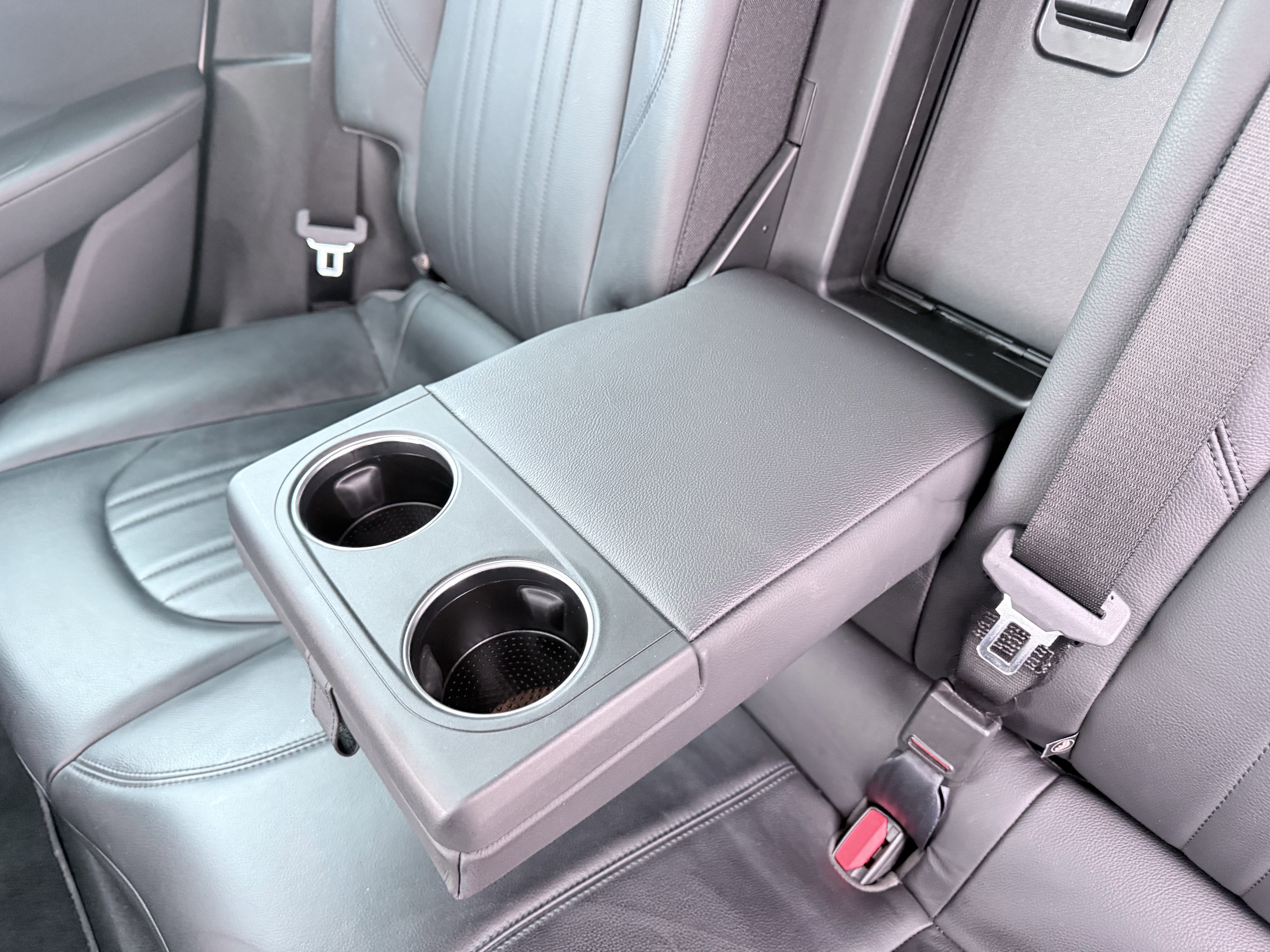 Used 2023 Maserati Levante Modena image 34