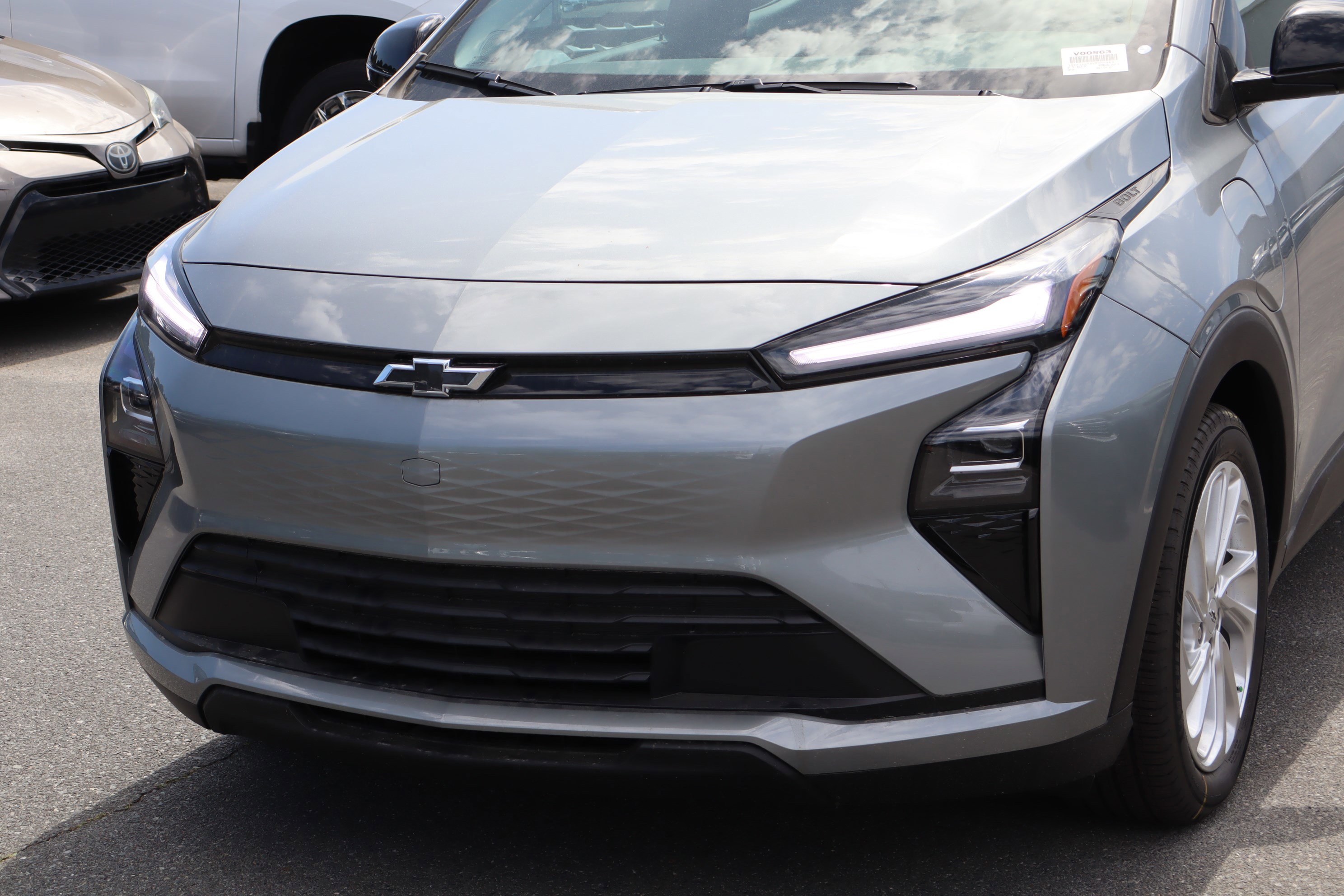 New 2027 Chevrolet Bolt LT w/ Comfort Package image 5